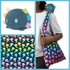 Plushie Tote Bag: Dark Blue Rainbow Axolotls Tote Bag + Blue (Rainbow Gills) Axolotl Plushie TET 6081-TY-553